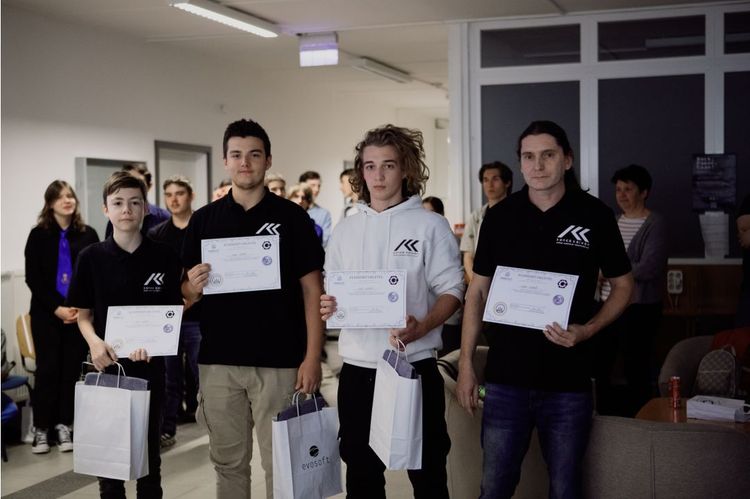 Vadász Dénes informatika verseny